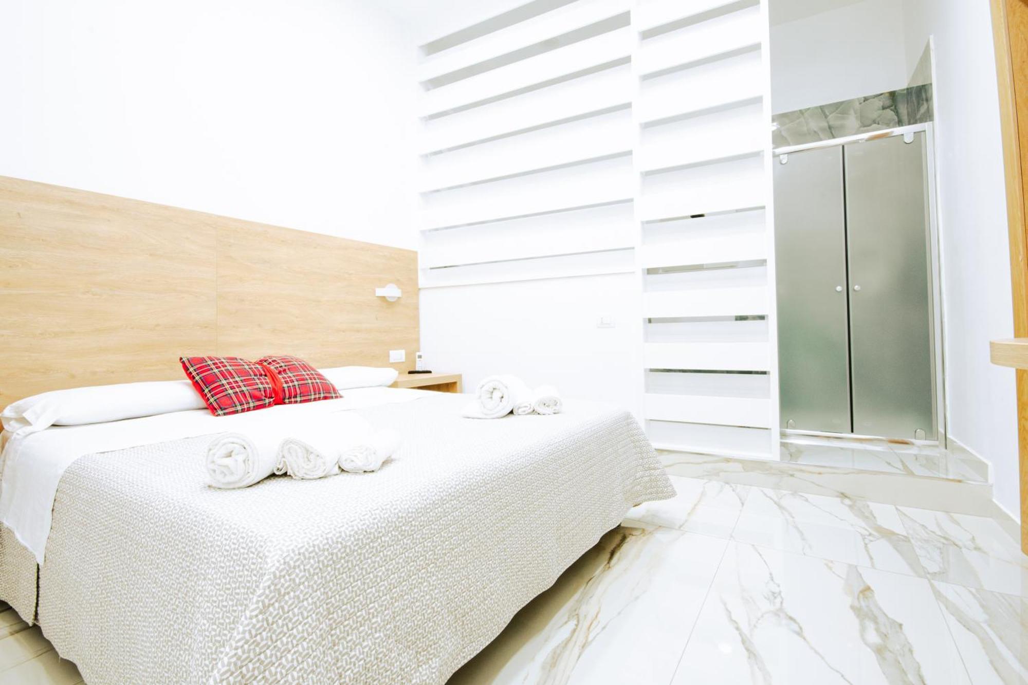 Light Hotel เนเปิลส์ ภายนอก รูปภาพ